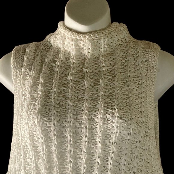 Anthropologie Moth Braided White Top Mock Neck Sleeveless Top Size Medium NWT - Picture 2 of 12